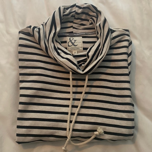 Ampersand Tops - Striped Ampersand hoodie size M